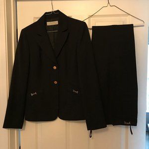 Women's Pant Suit